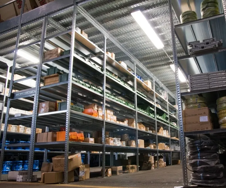 Patrové regály VARIMO.