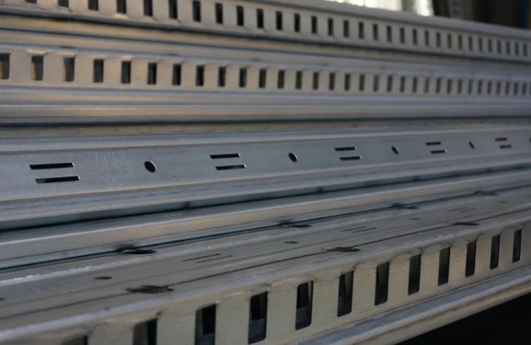 Rám policového regálu VARIMO.